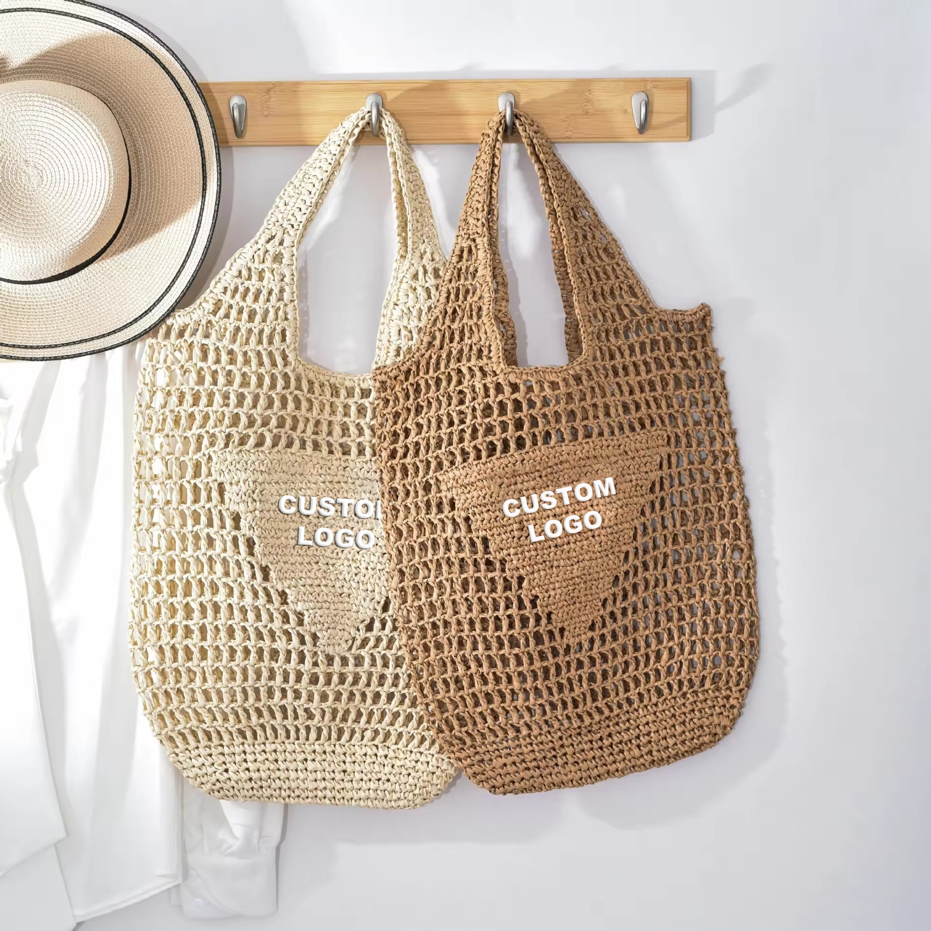 Beach tote bags straw
