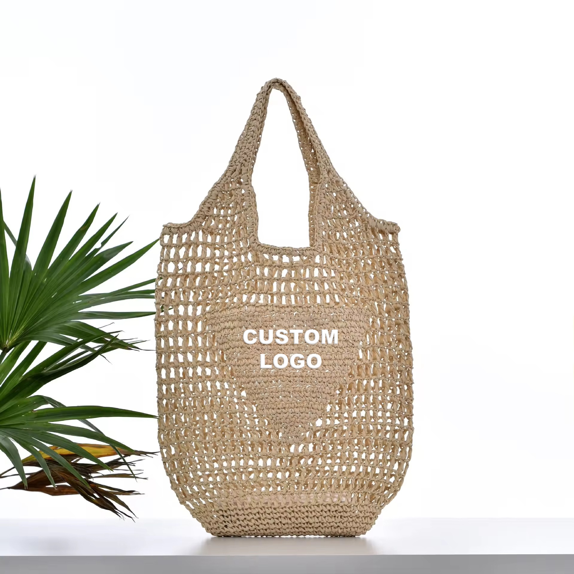 Beach tote bags straw