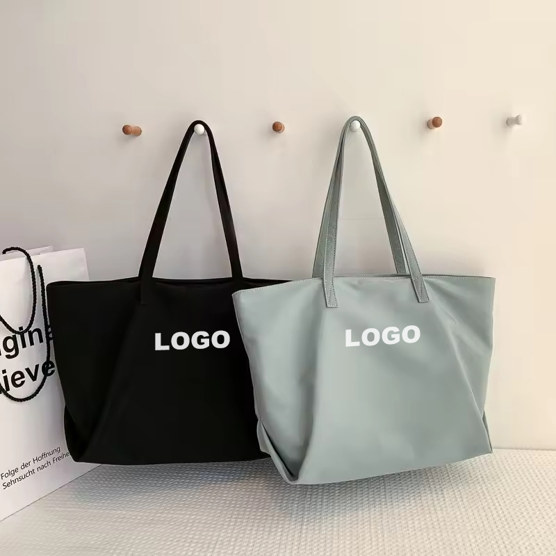 Nylon tote bags
