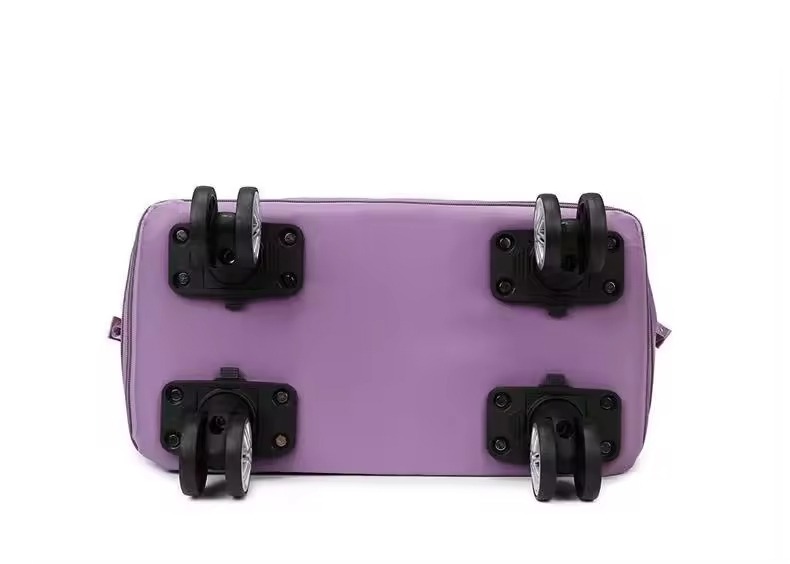 Rolling tote bags for travel