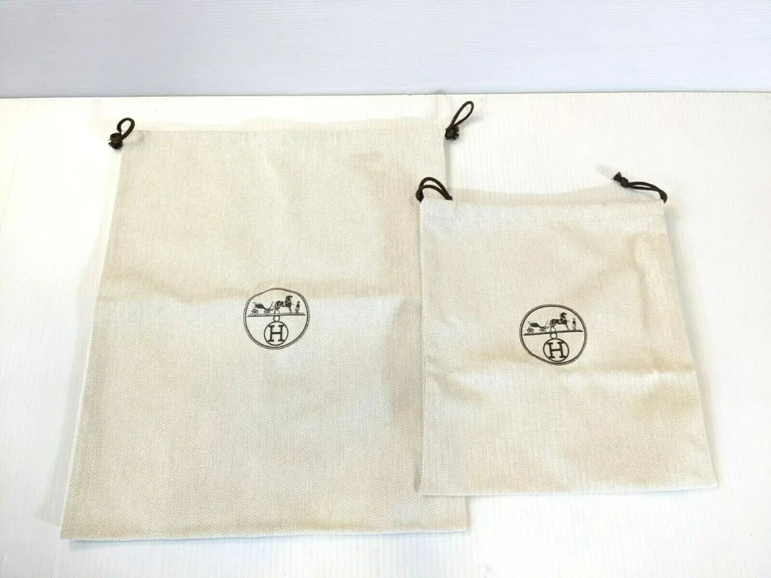 Why Luxury Brands Use Dust Bags 2 Why Luxury Brands Use Dust Bags 2