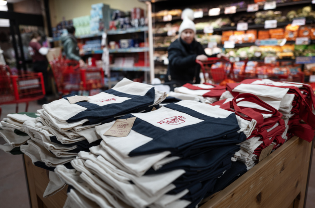 Why Trader Joe's Tote Bags Became a Viral Trend 1 Why Trader Joe's Tote Bags Became a Viral Trend 1